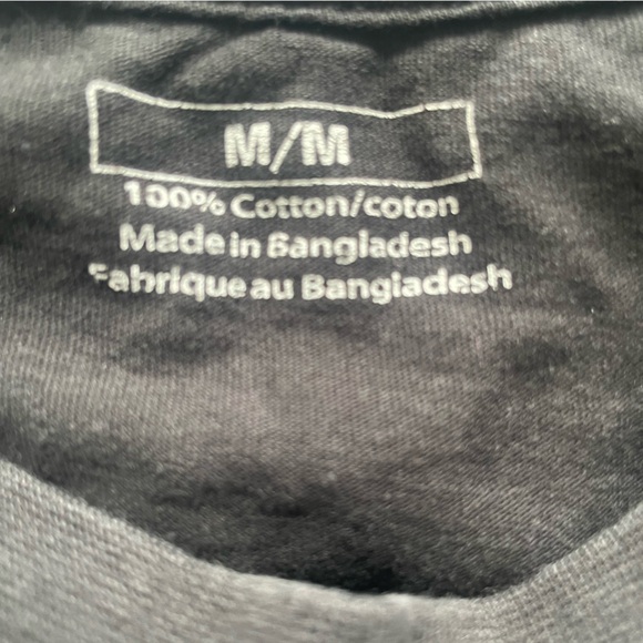 Graphic Tee - Picture 3 of 5